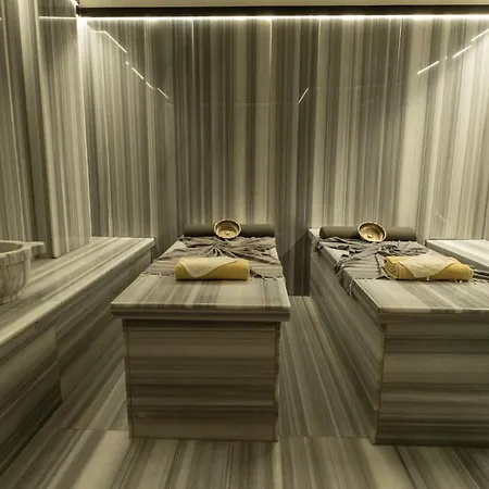 Regia Mare & Bodrum מלון 4*