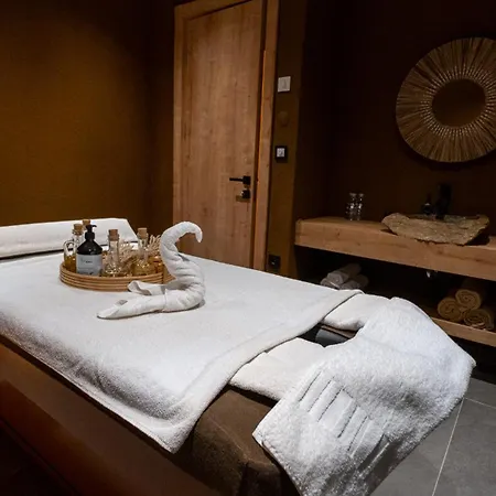 Ξενοδοχείο Regia Mare & Bodrum 4*